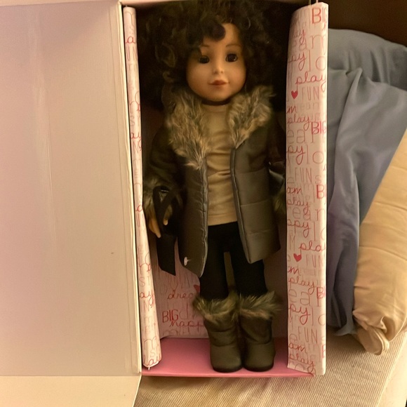 Adorable doll 18 inches. - Picture 1 of 3